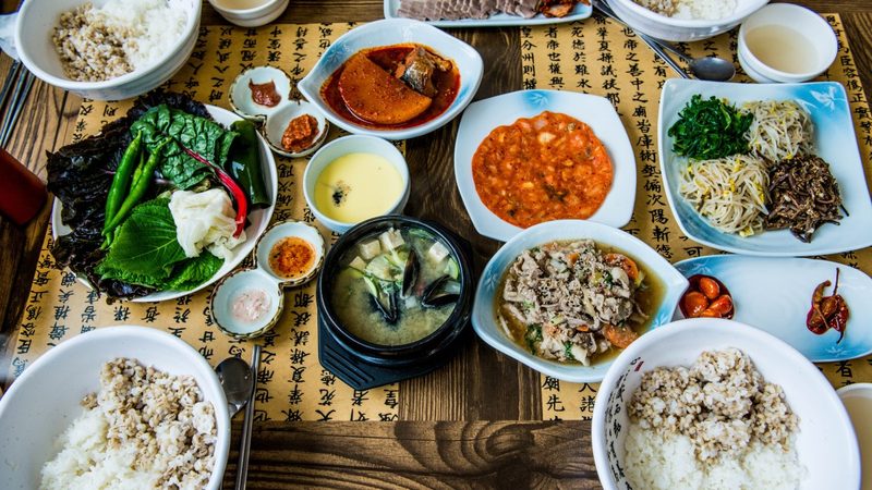 食品代加工与OEM：深度解析二者的优缺点**
